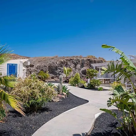 Etti - Paradise Rosa Maria * Pajara (Fuerteventura)